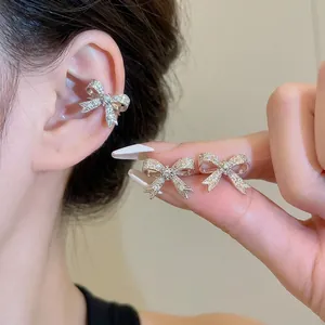 Ear Cuff Fiocco Rame Zircone Incastonato Senza Buco Gioielli Eleganti Minimalisti Per Donna