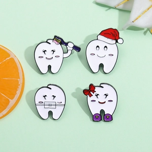 Creative Cartoon Tooth Enamel Brooches Alloy Medical Dental Theme Lapel Pins For Dentists Nurses Clothes Bag Accessories Gift