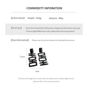 Detailed size chart and specifications for black character tassel drop earrings