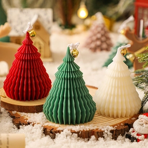 Handmade Christmas Scented Candles Tree Elk Shape Soy Wax Blend Aromatherapy Candles Tabletop Holiday Decor Gift