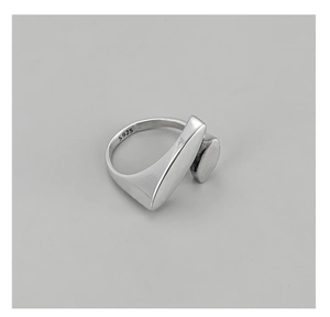 Detailed close-up showing S925 sterling silver hallmark inside the irregular open ring