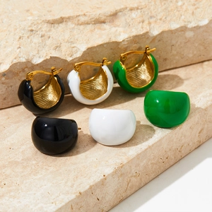 Chunky U-shaped C-loop earrings with gold metal and colorful enamel finish on stone