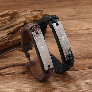 Bracelet Croix en Cuir Tressé Vintage Hommes Femmes Prière Espagnole Plaque Alliage de Zinc Religieux Rétro Réglable Main