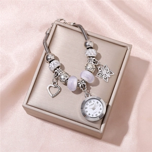 Montre Bracelet Mode Femme Alliage Strass Perles Verre Chaîne Serpent Coeur Papillon Pendentifs Quartz Cadran Rond Bijou Élégant