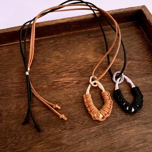 Collier Long Pendentif Gouttelette Vintage Alliage Corde Suède Enveloppée Chaîne Pull Bohème Pour Femmes Style Rétro Minimaliste