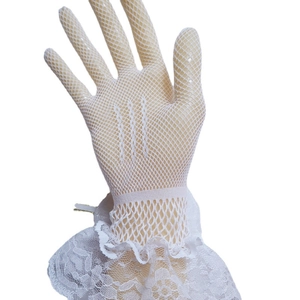Elegant white lace Lolita gloves with ruffled mesh cuffs for tea party or wedding wear