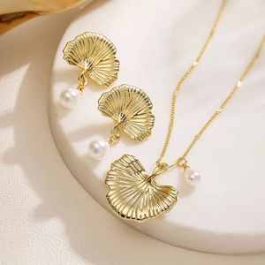 Gingko Leaf Pendant Necklace Artificial Pearl Earrings Copper 18K Gold Plated Elegant Vintage Style Women Accessories