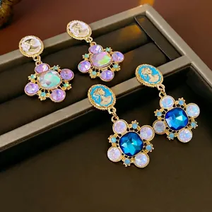 Vintage Baroque Cameo Portrait Dangle Earrings With Alloy Rhinestone And Silver Earring Post Palace Style For Women