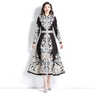 Robe midi vintage élégante à imprimé baroque avec col à revers, manches longues et ceinture