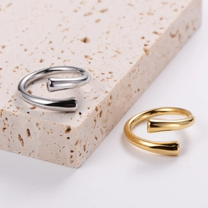 Minimalist spiral titanium steel open rings in gold and silver finish for women