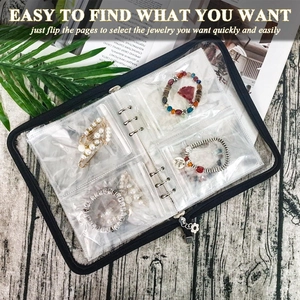 Detail der 48-Slot Schmuck-Organizer-Mappe mit transparenten PVC-Reißverschlusstaschen