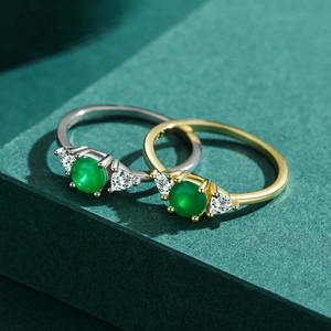 Luxurious S925 sterling silver emerald ring set in gold and silver with zircon accents