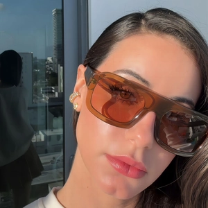 Fashionable rectangle tortoiseshell sunglasses for women featuring stylish brown lenses