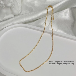 Detail of 1.5mm gold S925 sterling silver chain with 450mm length and 2.6g weight