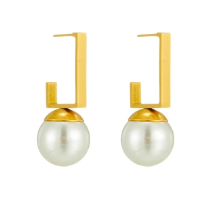 Minimalist gold geometric earrings with elegant white pearls on a clean white background