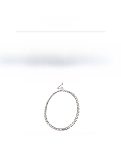Macro detail of silver square link choker with 33.3cm length and 8.4cm extension chain