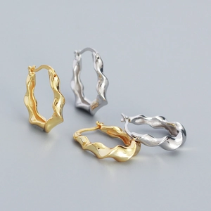 925 Sterling Silver Irregular Wave Hoop Earrings For Women Metallic Minimalist Ear Buckle Gold Silver Color Fashion Jewelry