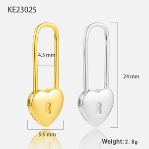 Detailed dimensions of 925 silver heart hoop earrings in gold and silver finish