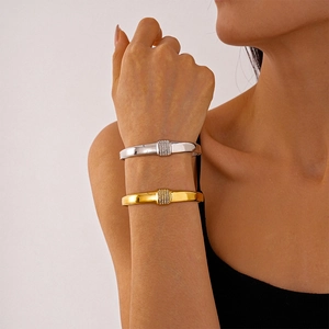 Rhinestone Titanium Steel Bangle Hinged Geometric Micro Pave Minimalist Fashion Wristband For Women