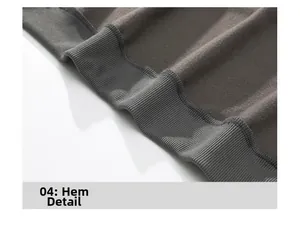 Detail des elastischen Rippbündchens und der warmen Fleece-Textur eines grauen Hoodies