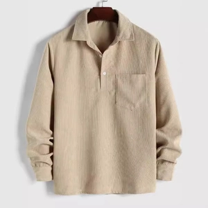 Camisa de pana caqui para hombre de manga larga con bolsillo frontal y cuello de solapa