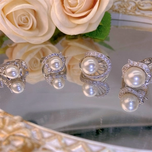 Exquisite pearl rings with micro-set zircons and silver plating for elegant gift-giving