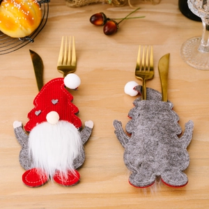 Christmas gnome cutlery holder set made of felt for holiday dining table decoration