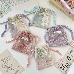 Pochettes de voyage en coton et lin avec cordon de serrage et divers motifs floraux