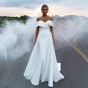 Elegant Off-The-Shoulder Satin Wedding Dress For Bride White A-Line Bridal Gowns With Small Train