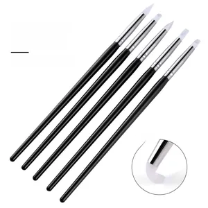 Fünfteiliges Nagelkunst-Silikon-Prägestift-Set mit flexiblen weißen Spitzen und schwarzen Griffen