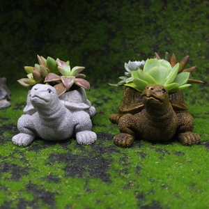 Realistischer Schildkröten-Pflanztopf in Steinoptik für Sukkulenten und Gartendeko