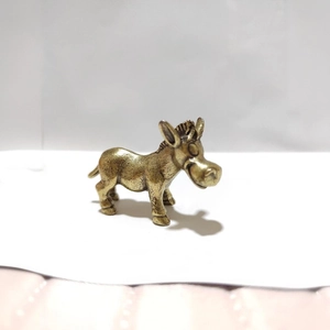 Miniature brass donkey figurine with vintage finish for creative micro landscape decor