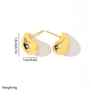 Detailed view of 14K gold plated teardrop earrings with dimensions 1.8cm x 1cm and weight 4g