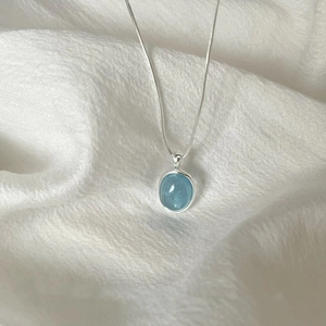 Natural aquamarine moonstone oval pendant necklace with elegant silver chain for women