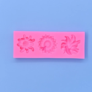 Moule en silicone rose avec trois motifs floraux pour décoration de gâteaux DIY