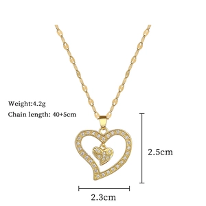 Detailed view of double heart necklace with 4.2g weight and 40+5cm chain length specs