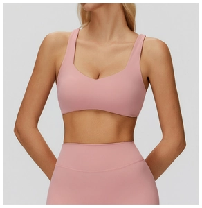 Pink yoga bra featuring a classic U-neck design and high-stretch quick-drying fabric