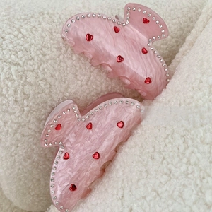 Pince à Cheveux Douce en Acétate Rose Avec Motif Cœur en Strass Pince Crabe Faite à la Main pour Femme Accessoire de Mode Cadeau