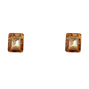 Vintage tortoiseshell resin square stud earrings with champagne rhinestone crystal setting