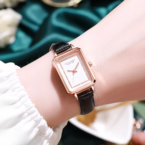 Elegant retro square watch for women with black leather strap and rose gold frame
