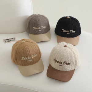 Casquette De Baseball En Peluche Et Velours Côtelé Pour Enfants Hiver Chaude Lettre Brodée Mode Extérieur