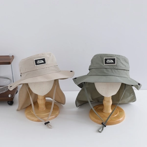 Kids quick-dry sun hat with neck protection and windproof cord in beige and olive