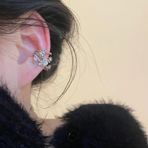 Elegant silver flower ear cuff with zircon crystals for women, non-pierced earring style