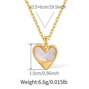 Detail of 18K gold-plated heart necklace with dimensions and weight specs