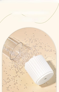 Detailed view of the thickened PET material used for this white textured makeup brush holder