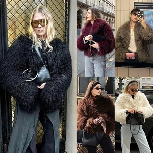 Women's faux fur coat in long-sleeve oversized design, available in four classic colors