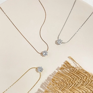 Minimalist titanium steel necklace with sparkling round zircon in gold, silver and rose gold