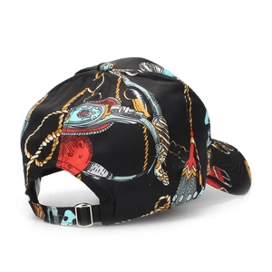 Modisches atmungsaktives Baseballcap mit bunten Kettenmustern und verstellbarem Riemen