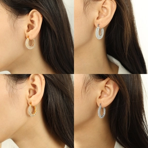 Boucles d'oreilles créoles en C avec perles serties et zircons brillants de style chic