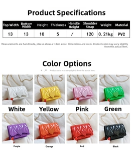 Size specifications and 8 color options for girls silicone heart mini chain bag
